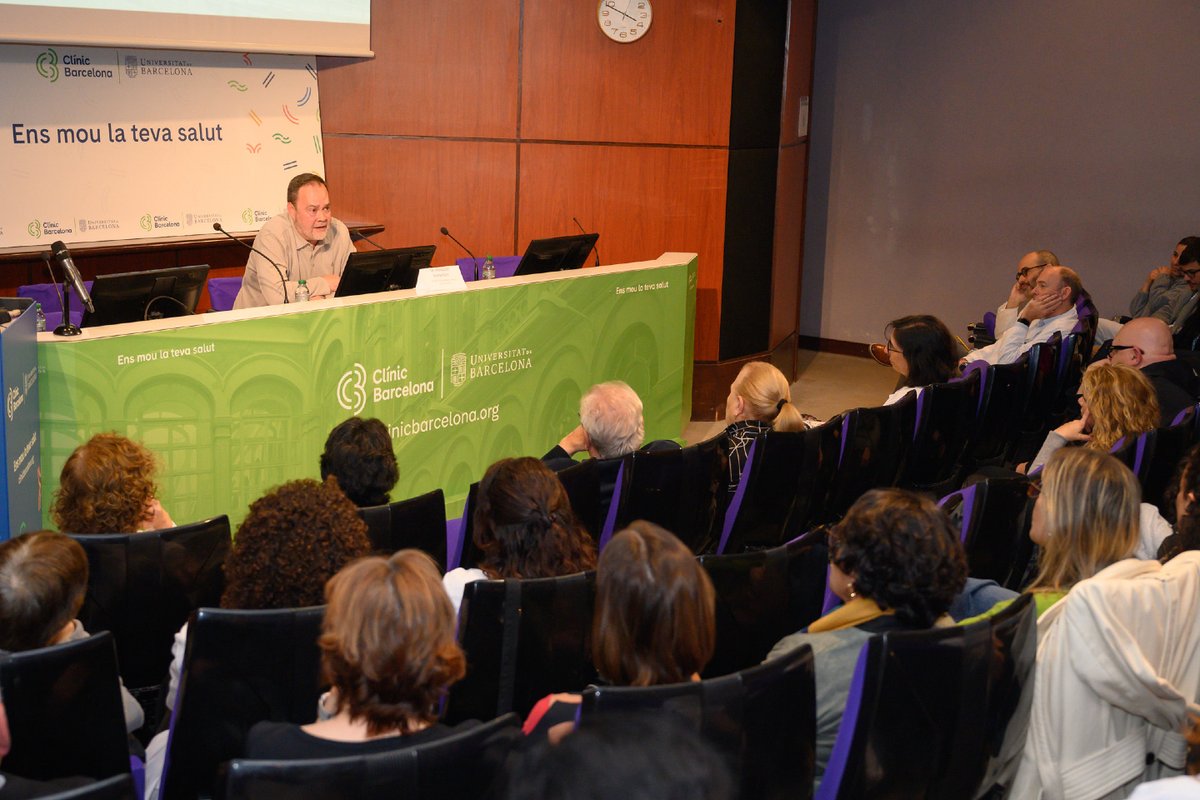 🏥 El #CLÍNIC celebra 2️⃣5️⃣ anys d’atenció domiciliària en #hematologia.

✅ La #UAD ofereix, des de l’any 2000, atenció mèdica i d’infermeria especialitzada al domicili de pacients amb càncer i malalties hematològiques.
✅ L'any 2024, la unitat va gestionar 5.320 episodis.

👉