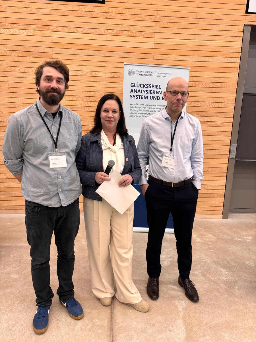 Hohenheim_GRC's tweet photo. Auf dem #SympGS26 stehen Studiendaten im Fokus: Dr. Buth (ISD Hamburg) präsentiert den Glücksspielsurvey 2025 – erstmals mit Befunden zu Daytrading. Dr. Steinmetz (Blockchain Research Lab) quantifiziert den Schwarzmarkt für Online-Glücksspiel in Deutschland. Mod.: Dr. @AnkeQuack. https://t.co/GGYg1ETVFz