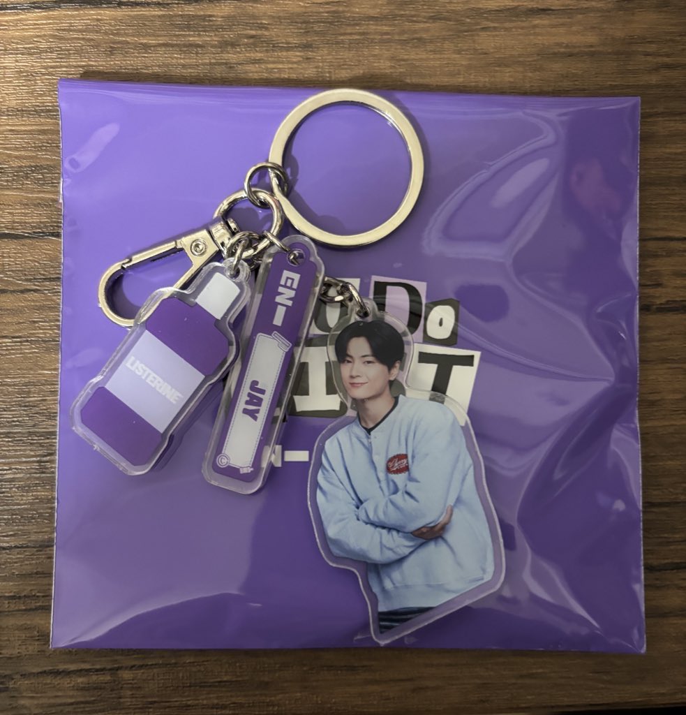 리아라🐥💜 tweet media