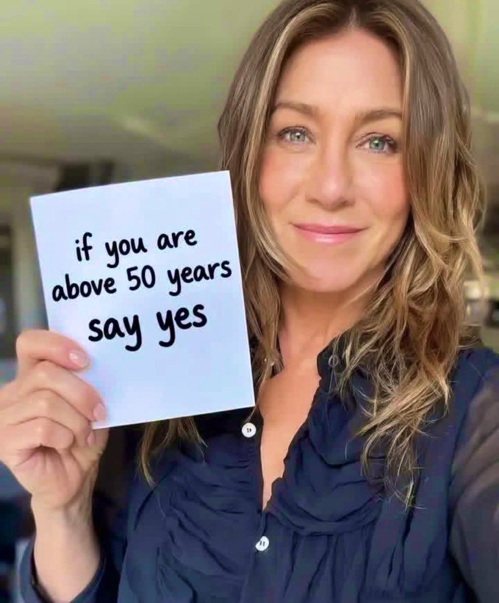 JENIFER_ANISTON_MAIN. tweet media