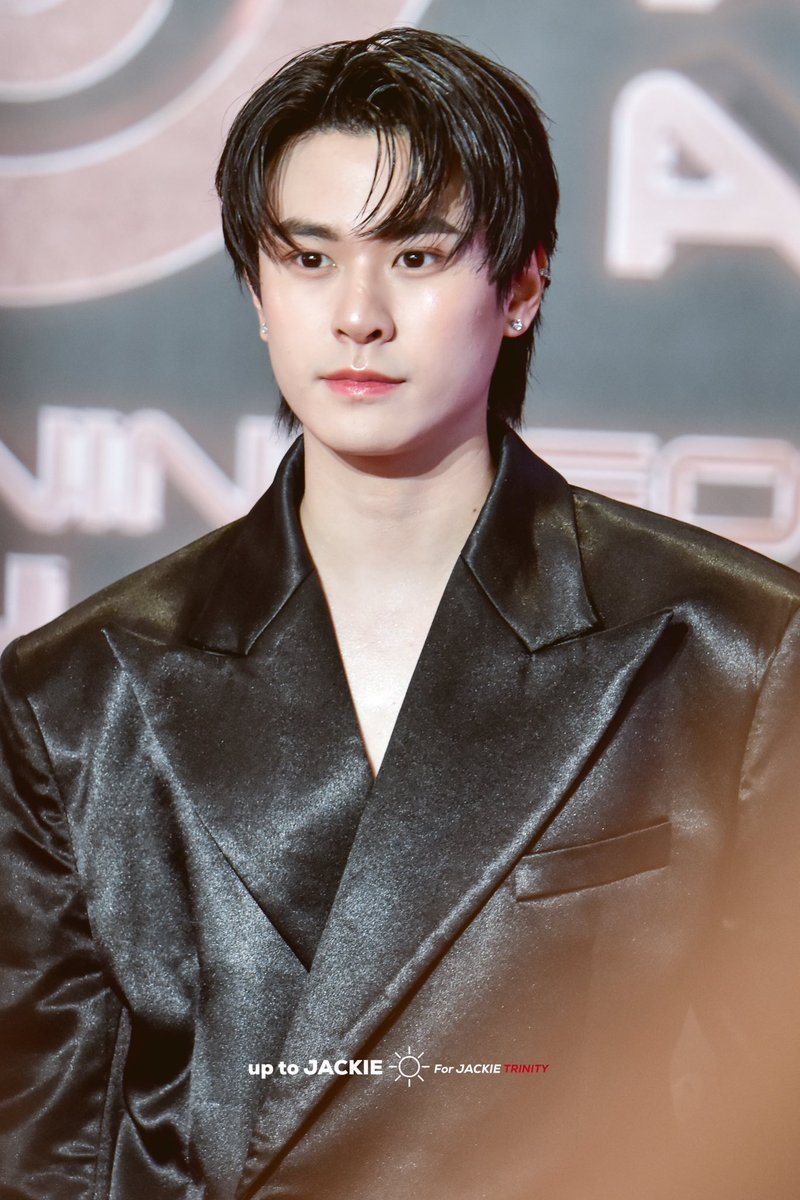 uptoJACKIE's tweet photo. /

allblack.

JACKIE AT TOTY 2025
#JackieJackrin
#TOTY2025xJACKIE https://t.co/Ozqm9NVkXJ