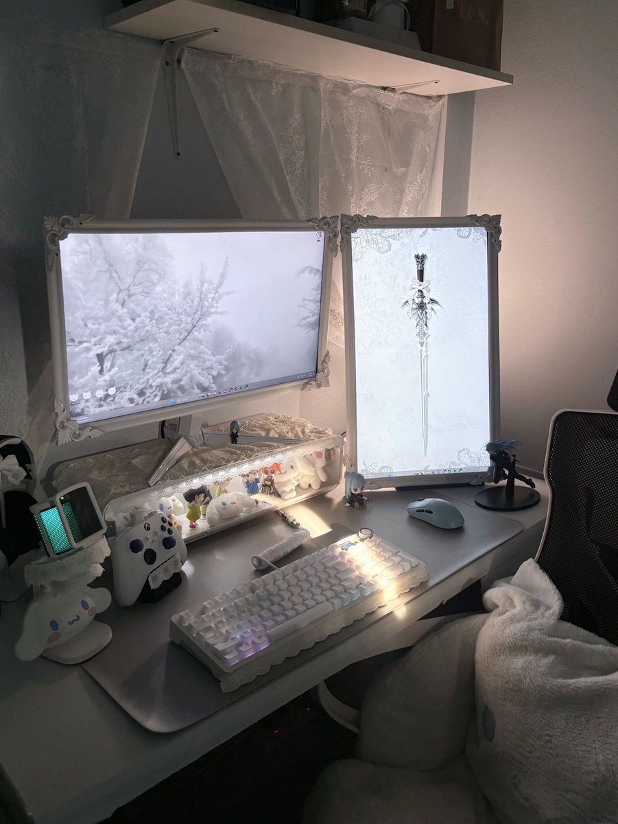 sseira_a's tweet image. 🩶
#desksetup #gamingsetup
