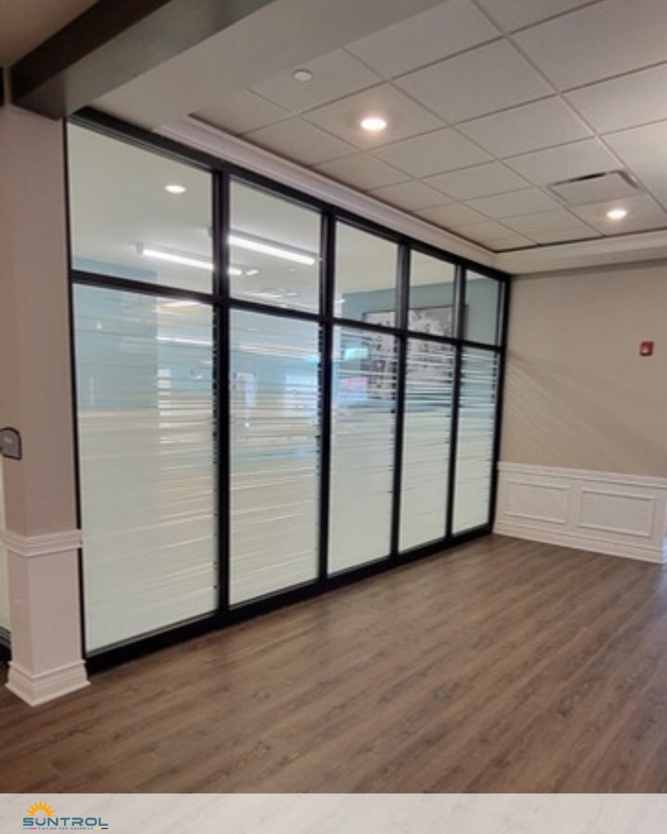 Suntrol's tweet image. Privacy film blends beautifully into modern office architecture for a polished, professional look!

📞(216) 663-0801
🌐suntrol.com

 #PrivacyFilm #CustomPrivacy #WorkplaceDesign