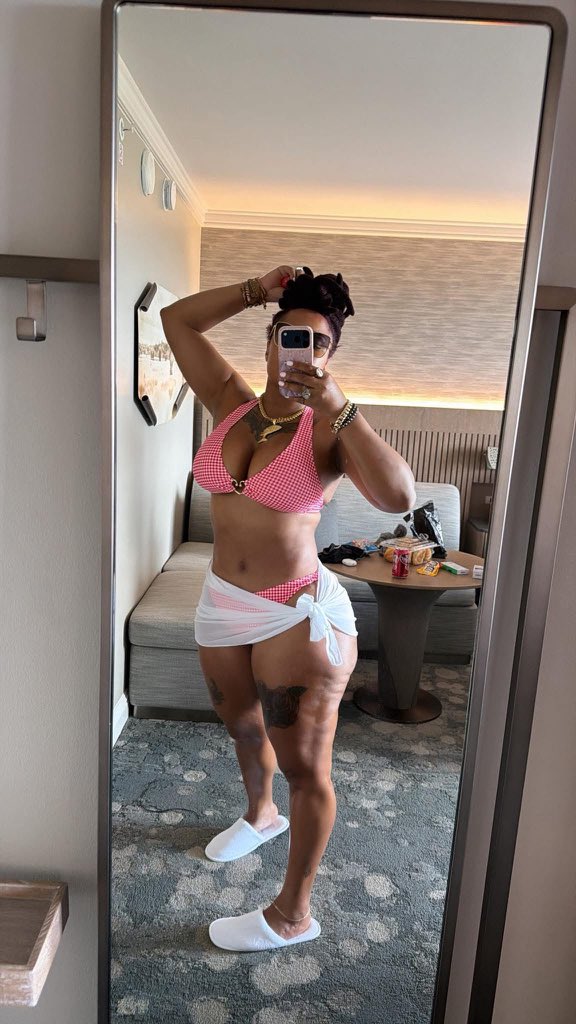 danielle jenkins tweet media