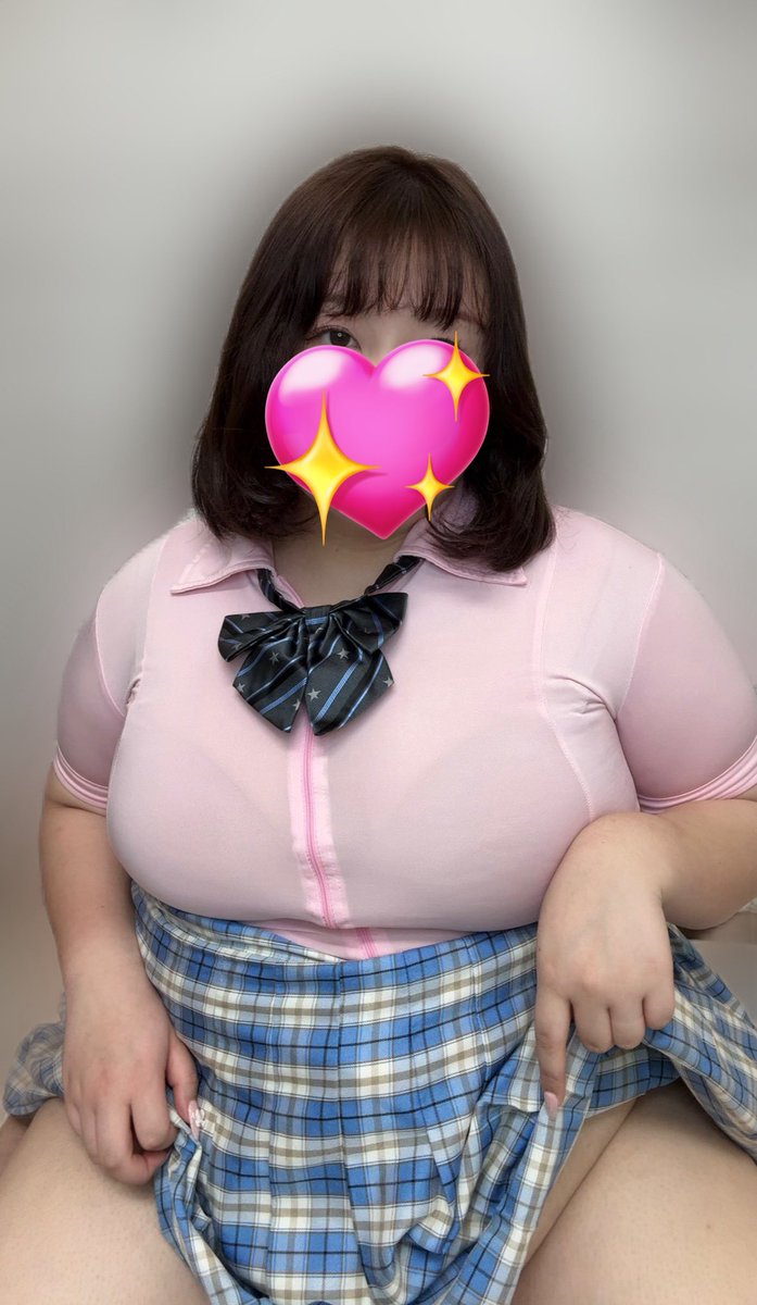 あかり tweet media