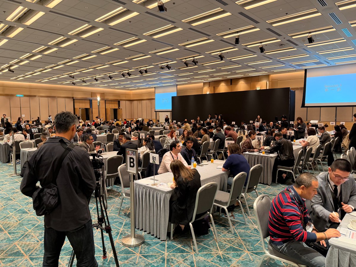 International Leather Maker tweet media