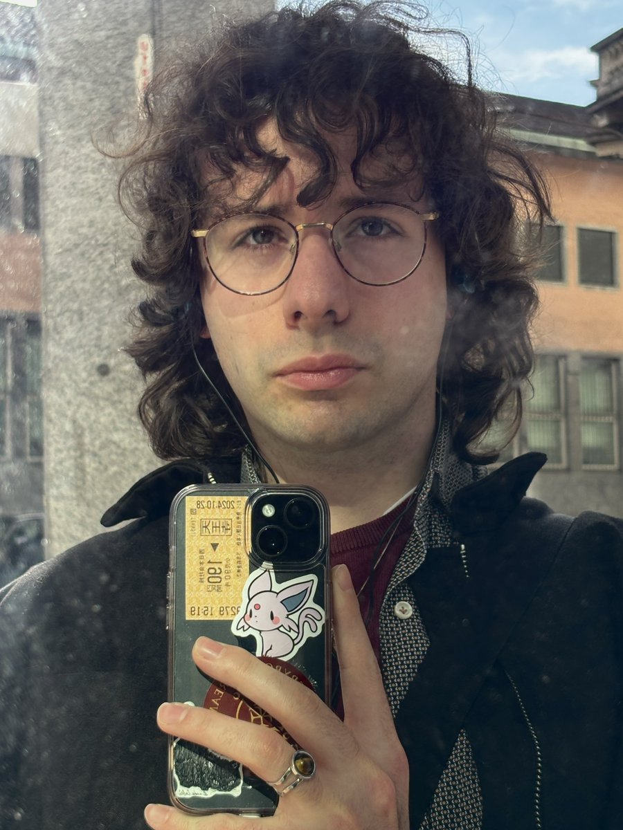 𓏢 ✶ vix ✶ ˚˖𓍢ִ໋ 𓇢𓆸 tweet media