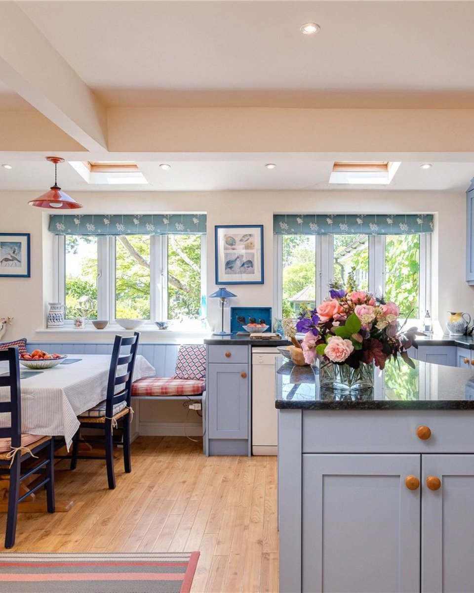 Jackson-Stops Sherborne tweet media