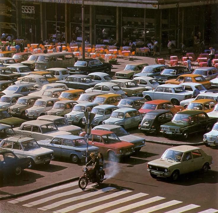 Yugoslavian Visuals tweet media