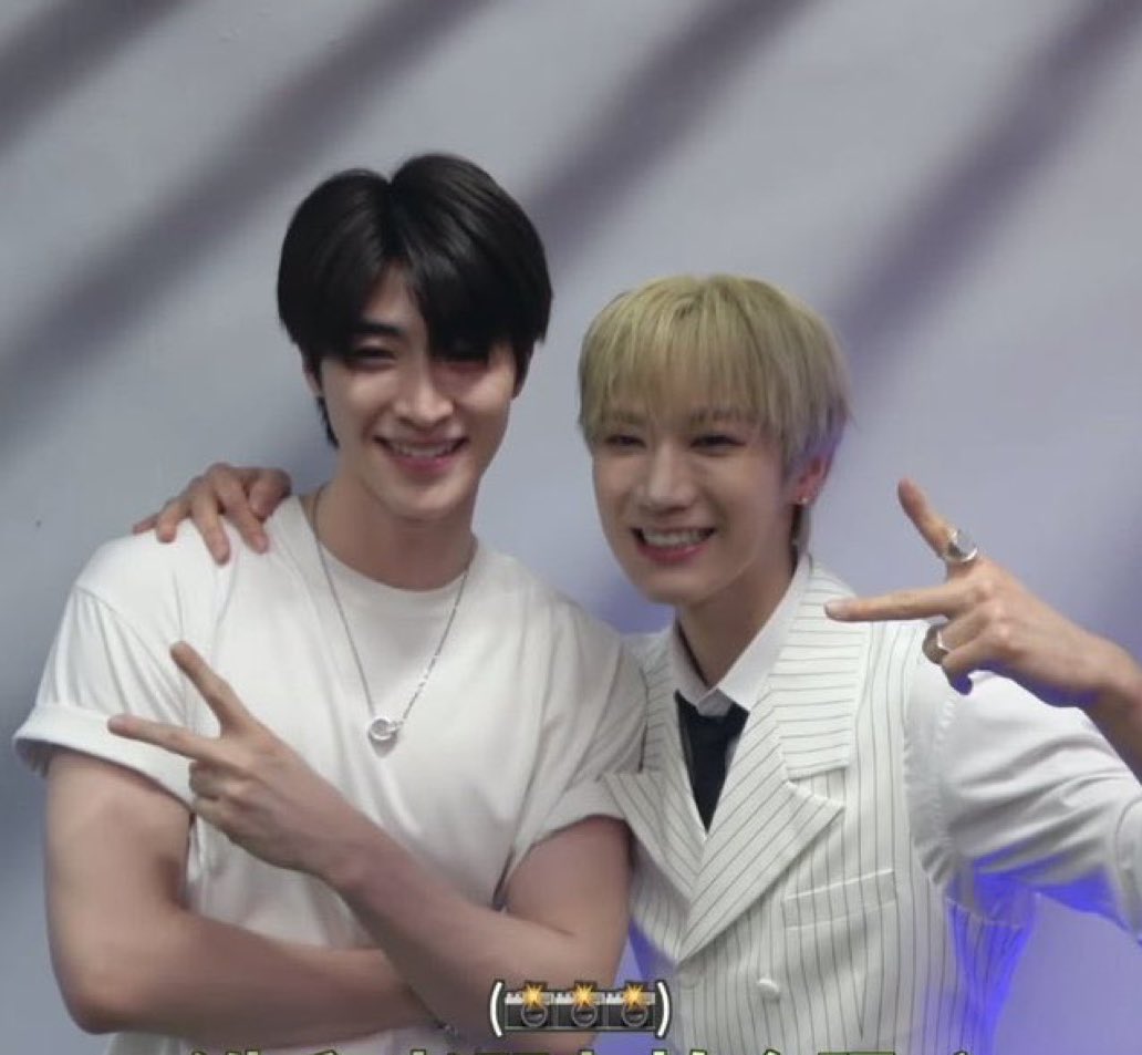 เคมงเคมี ขนาดตัวเอยไรเอย พี่เขินว่ะ