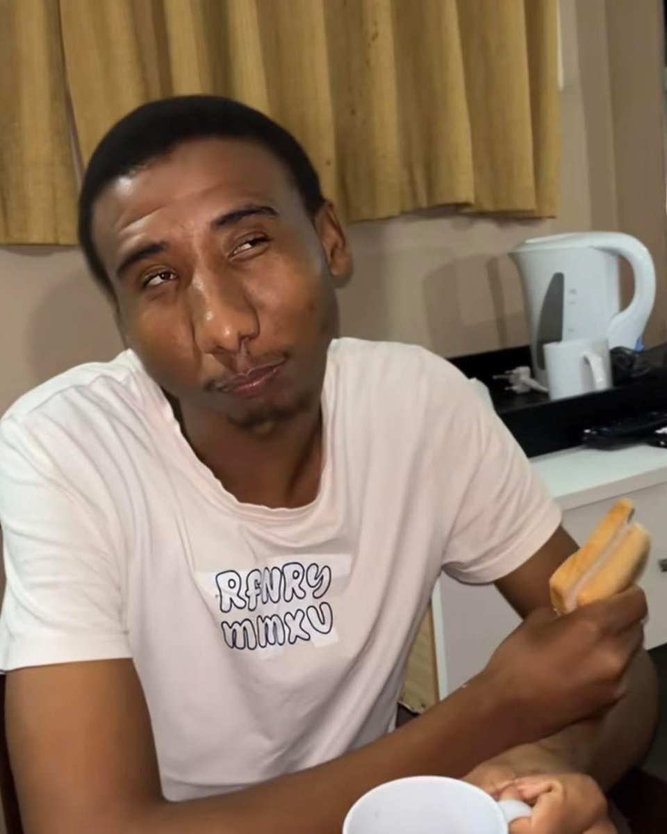 S𝖎mphon𝖎k™ tweet media