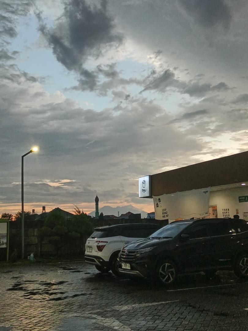 🦈 SUROBOYOFESS 🐊 tweet media