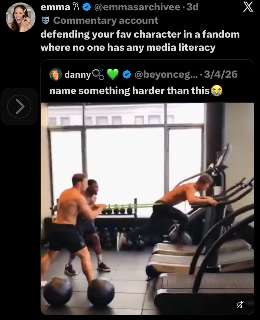 ClockIsntWorking tweet media