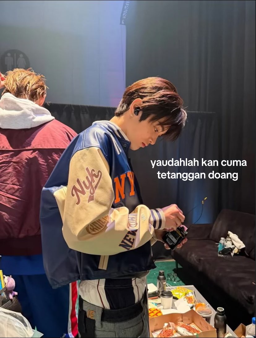 #markkeon #meongdori one tweet au
Kinan join the trend [what if ??]