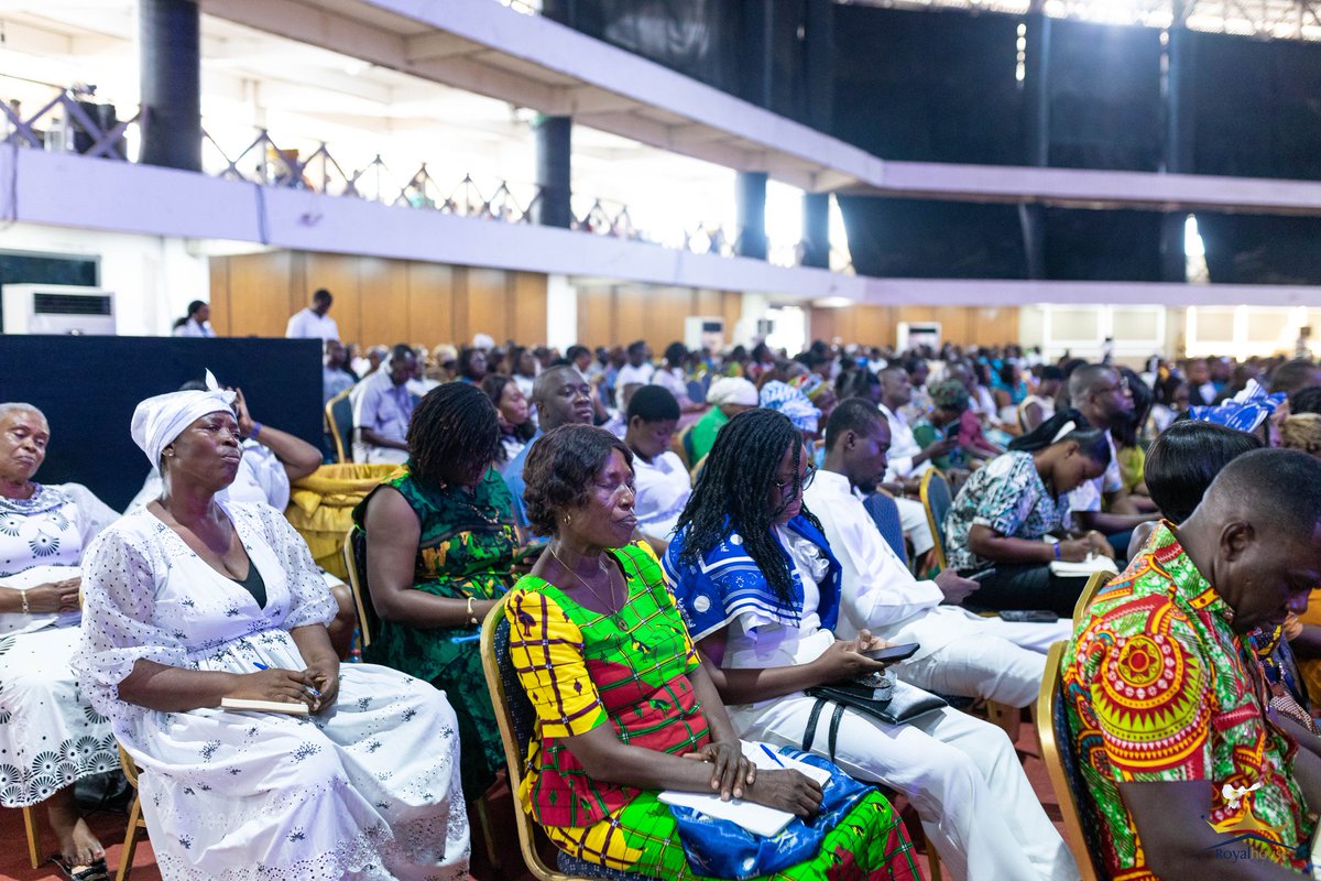 Royalhouse Chapel International tweet media