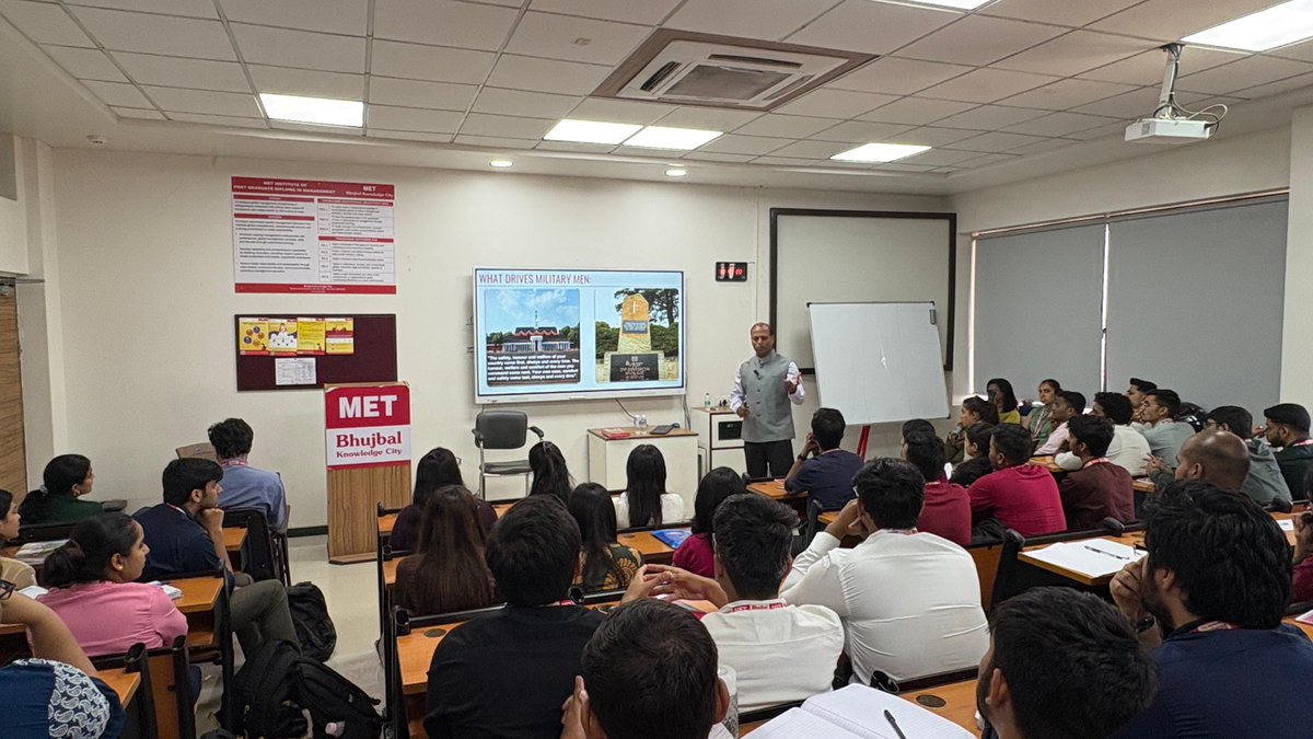 Mumbai Educational Trust (MET) tweet media