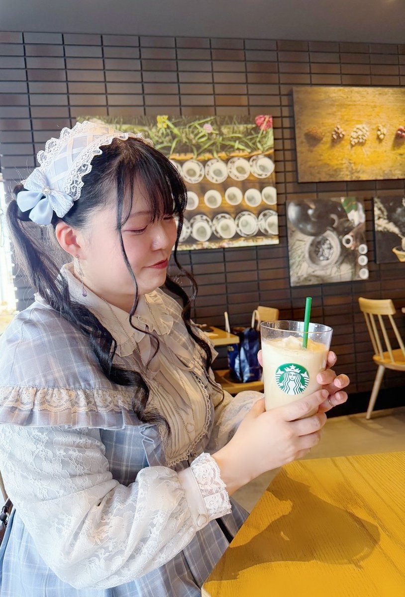 久々に店内で飲みました☕

明日は配信できたらいいなと思ってます←