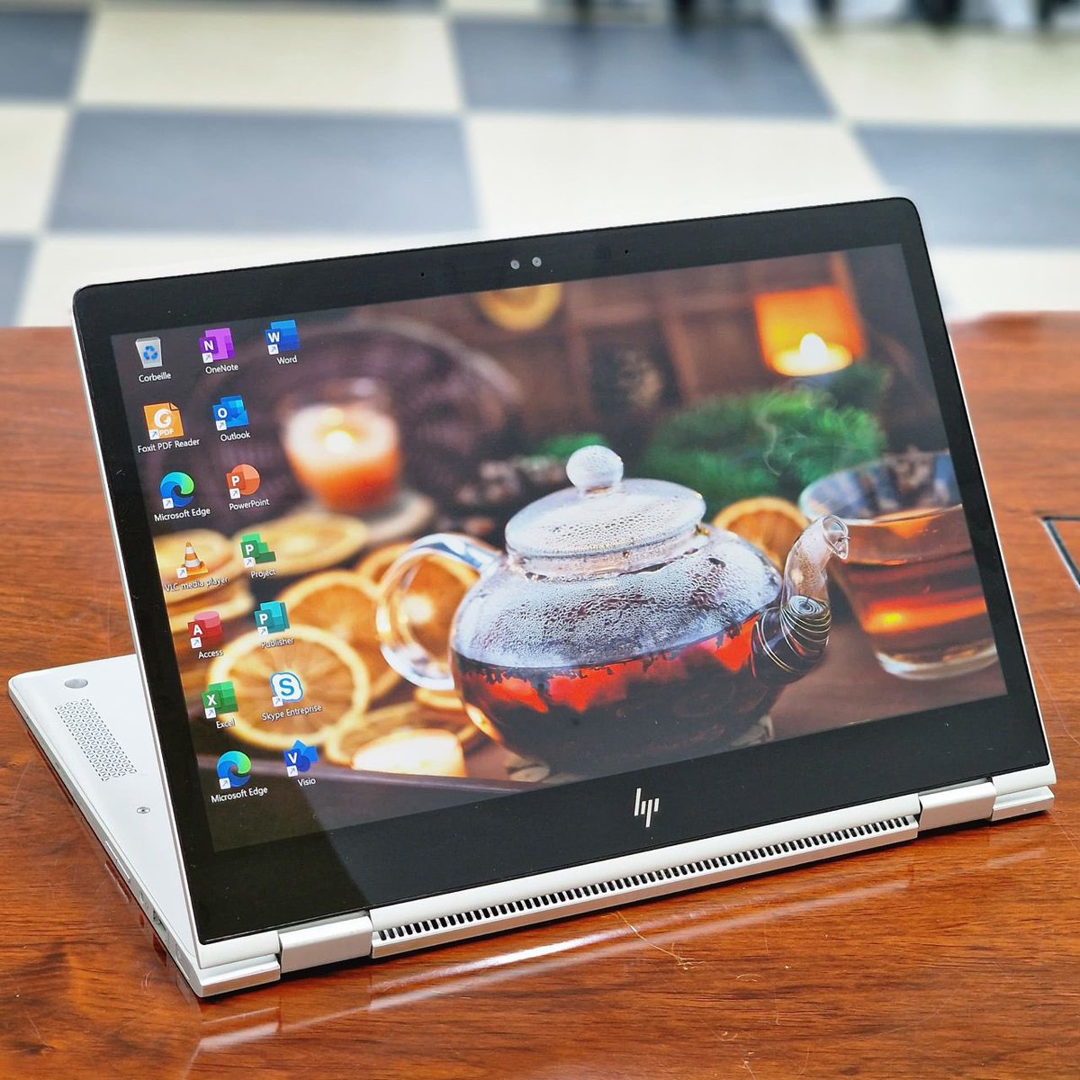 PassiTronics's tweet photo. ⭐ HP EliteBook x360 1030 G2

🍁 Intel Core i5 7ᵉ Gen —2.7 GHz (Turbo 3.5 GHz)
🍁 16 Go RAM · SSD 256 Go NVMe
🍁 Écran 13.3” Full HD Tactile 360° IPS anti-reflet
🍁 Déverrouillage facial 
🍁 Batterie longue durée

💰Prix : 200 000 Fcfa

📲 Infos &amp; commandes : 691 24 97 04
Douala https://t.co/Jo299HmAaF
