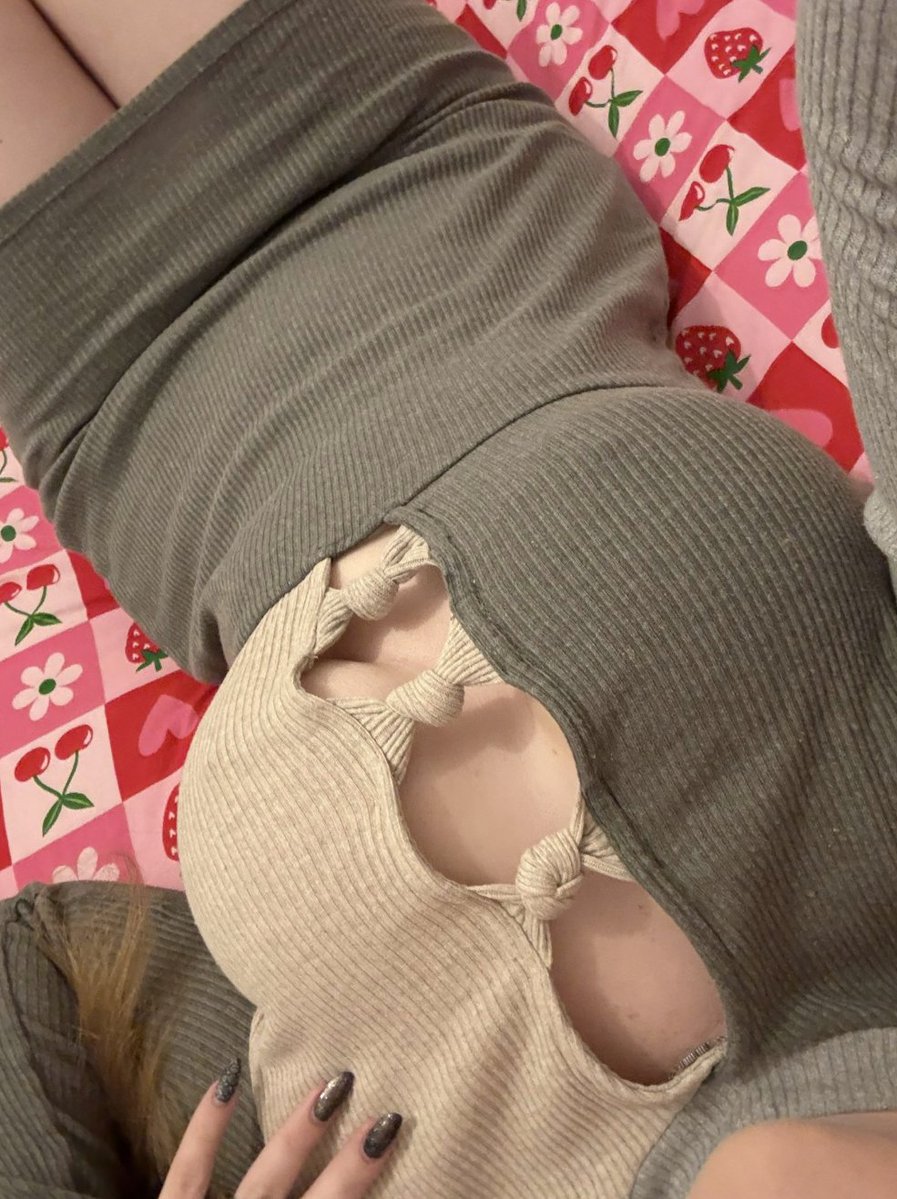 AdultWork.com tweet media