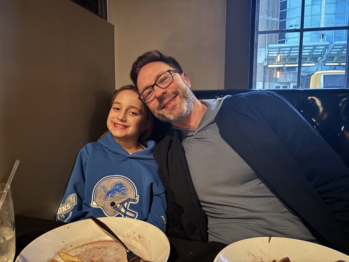 Robyn Fralick tweet media