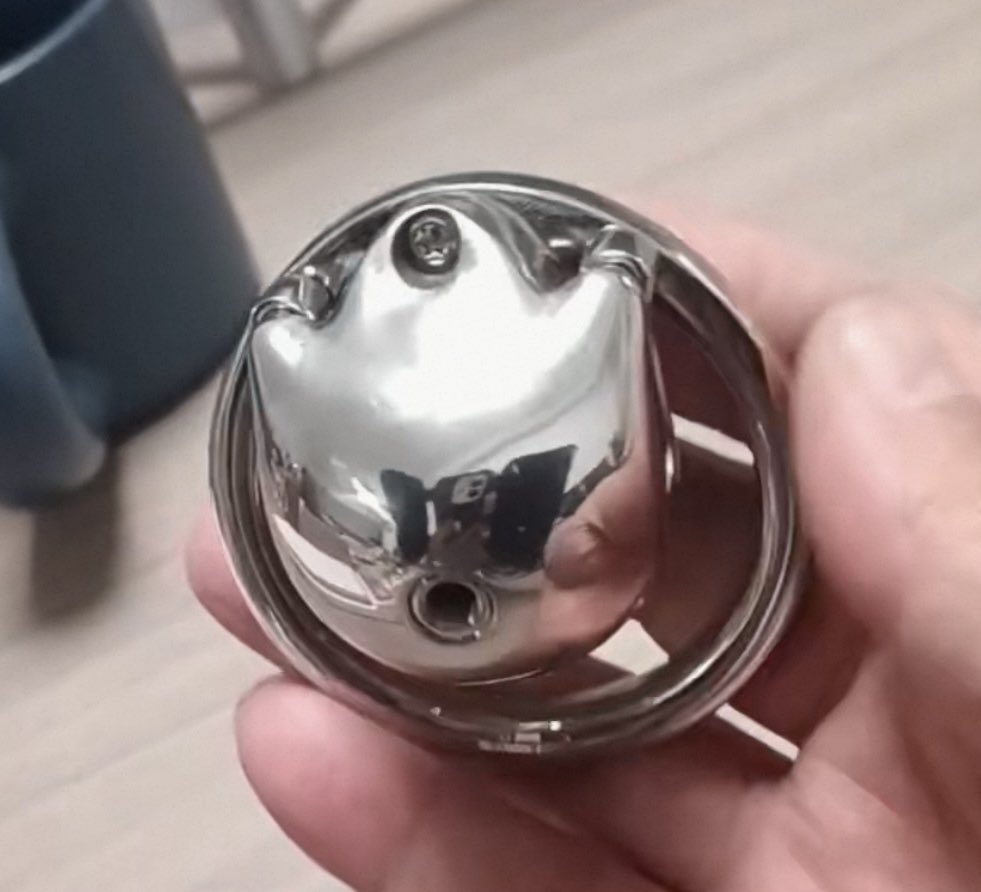 笨逼黄大傻 tweet media