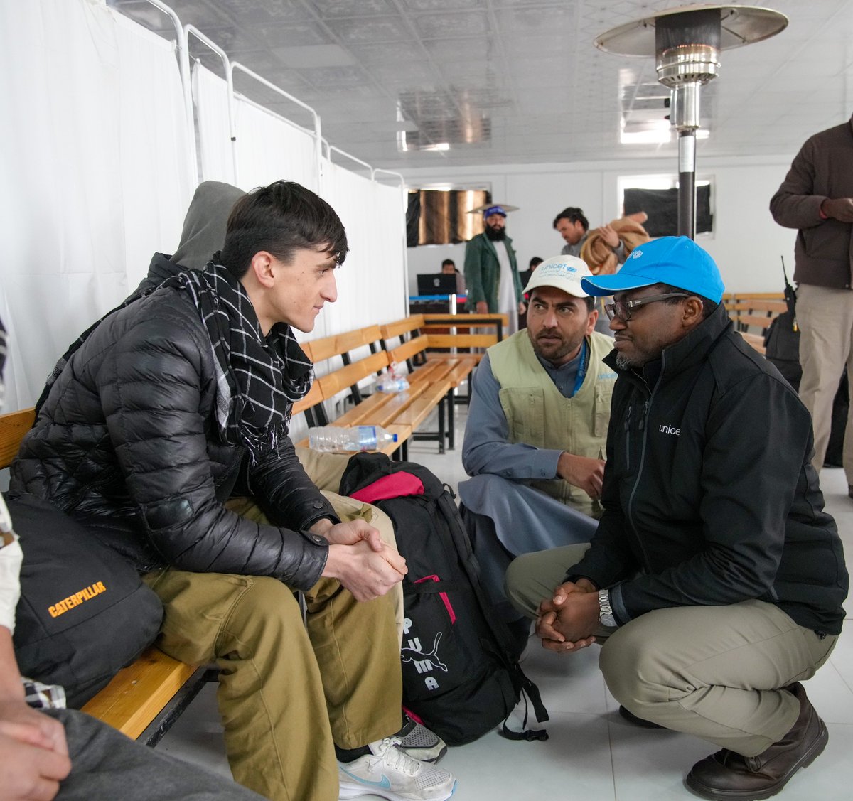 At Islam Qala border point, I met 18yo Hamid, newly returned from Iran after two years away. Behind every return is a story of hardship &amp; uncertainty. 

<a href="/UNICEFAfg/">UNICEF Afghanistan</a> is here to support #children &amp; adolescents like Hamid as they return home and begin to rebuild their lives.