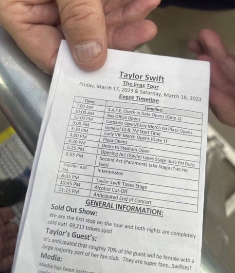 row ౨ৎ tweet media