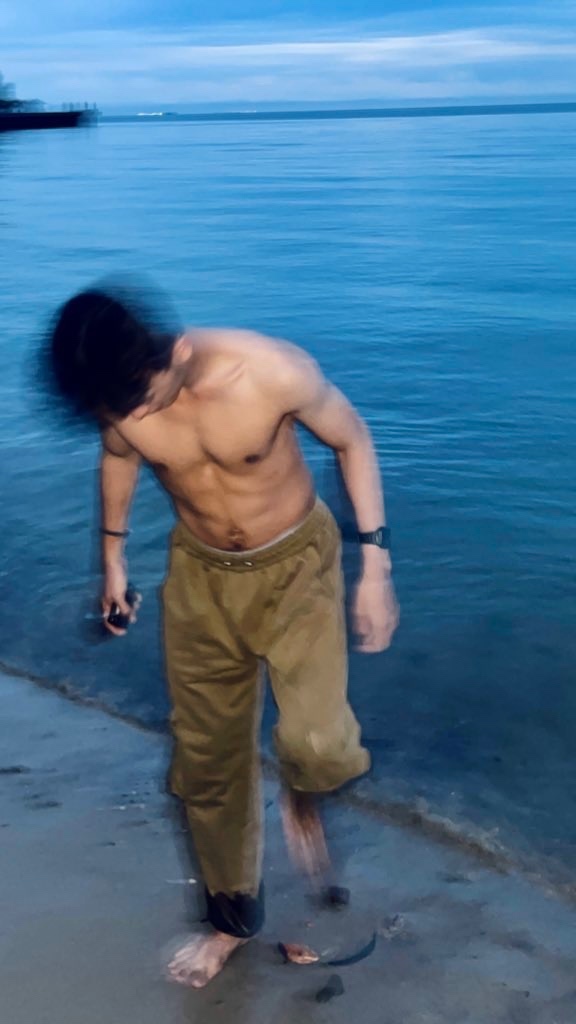 BUKAN BASE RATED tweet media