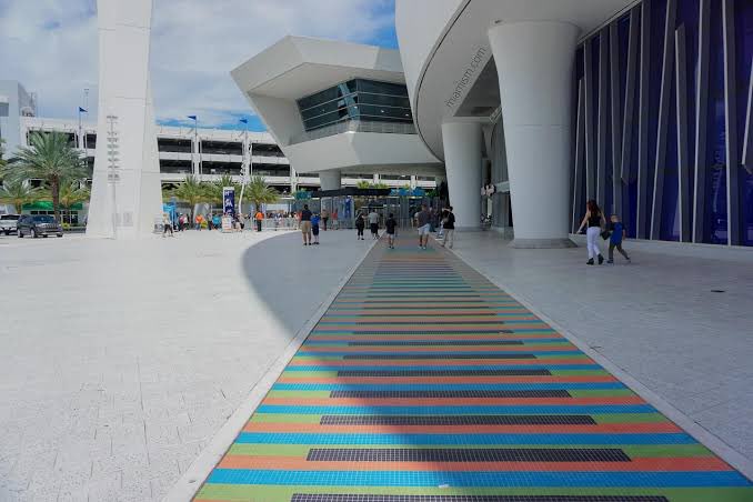 Luis H Ball tweet media