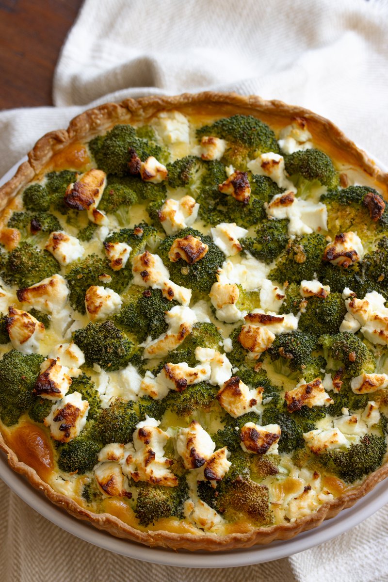 giangiskitchen's tweet image. Broccoli Quiche 
This Broccoli Quiche is one of my favorite go-to recipes, simple, nourishing, and always a hit at the table.
giangiskitchen.com/broccoli-quich…  #quiche #broccoli #broccoliquiche