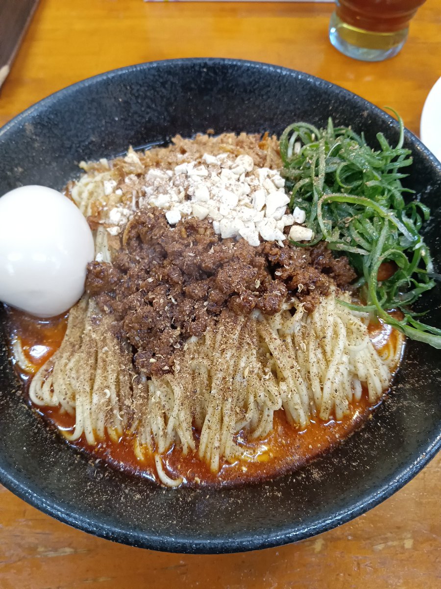 チェシャ猫a.k.a. 猫さん tweet media