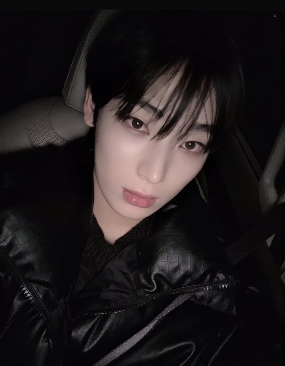 sasha 🪽 tweet media