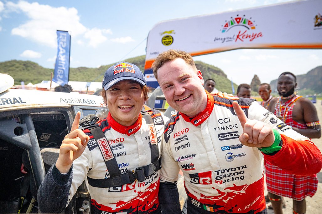 O que é que aprendemos do <a href="/wrcsafarirally/">Safari Rally Kenya</a>?

Em primeiro lugar que <a href="/TakamotoKatsuta/">Takamoto Katsuta</a> é capaz de vencer ralis no <a href="/OfficialWRC/">FIA World Rally Championship</a>. 

Podem argumentar que os seus colegas de equipa na <a href="/TGR_WRC/">TOYOTA GAZOO Racing WRT</a> abandonaram, mas olhando a “este” Safari, tão duro e complicado, o japonês fez aquilo que