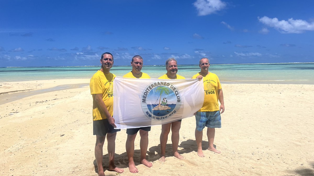 DX World.net tweet media