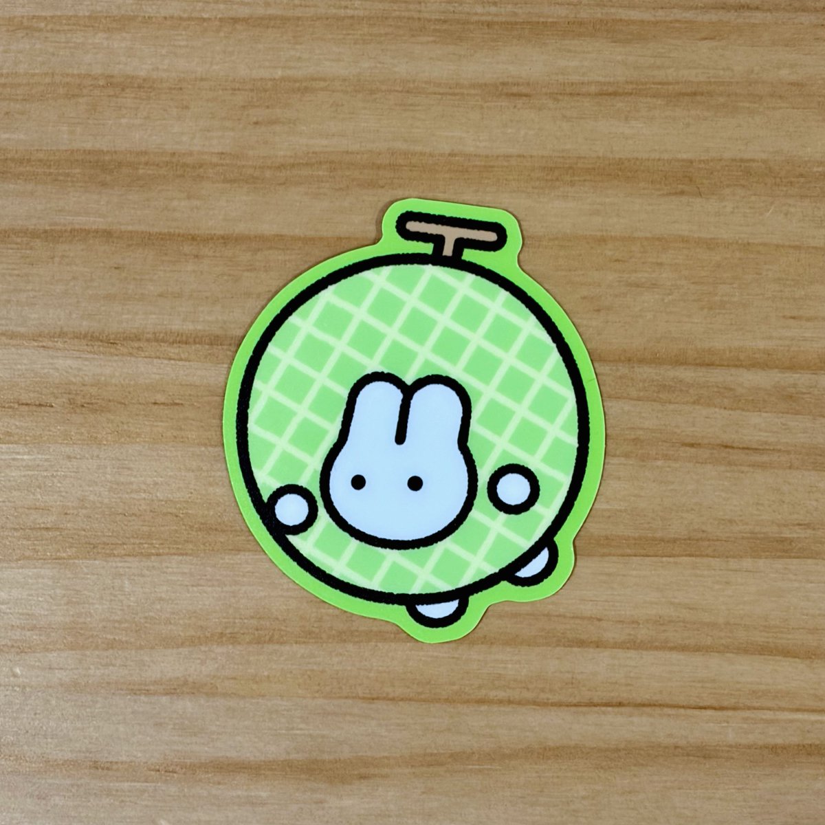 🆕フルーツうさぎちゃんステッカー🐰🍎🍑🍈 