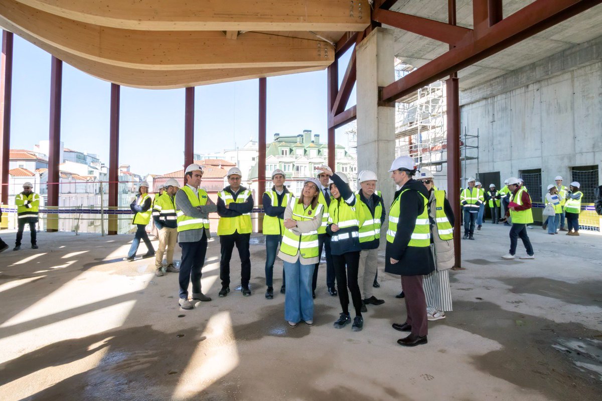 M.J Sáenz de Buruaga tweet media