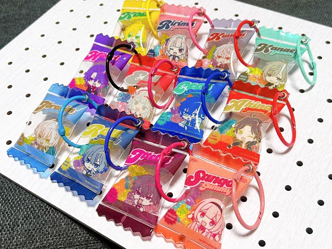 #にじそうさく11 シャカシャカグミキーホルダー 第一弾の再販&amp;新作を出します! ↓にじそグッズの部数アンケート