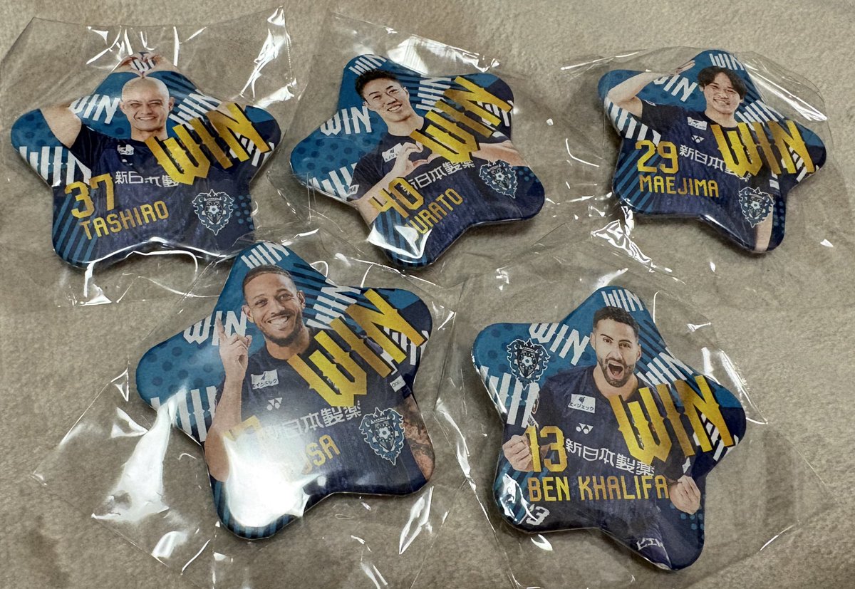 みーな tweet media