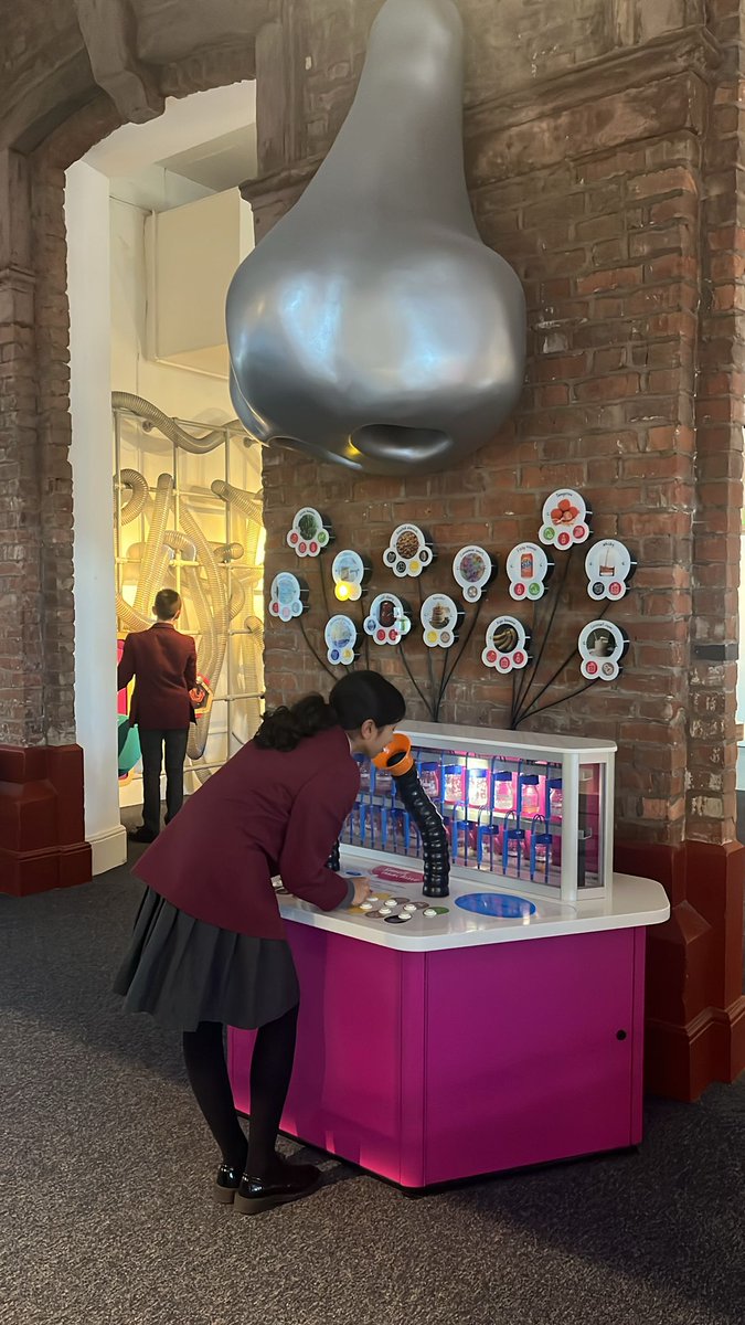 Hulme Hall Grammar tweet media