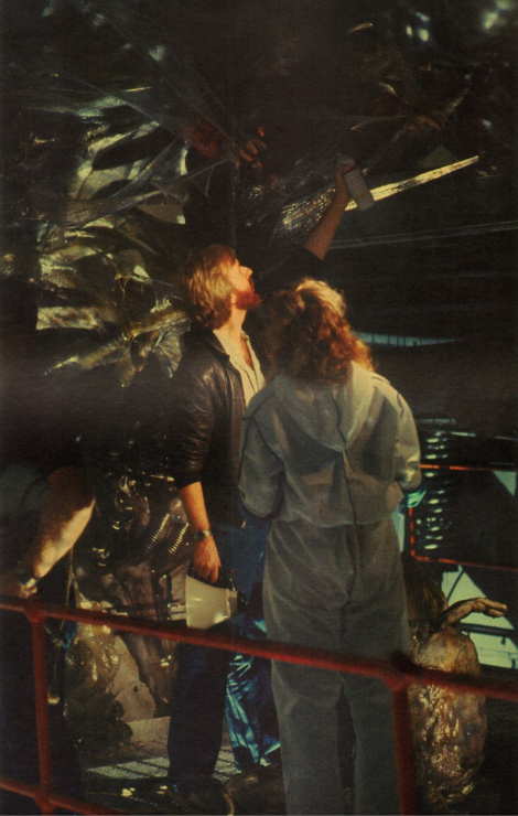 JamesC_Online's tweet photo. Step back in time to the set of Aliens. 
Here are some behind-the-scenes shots from the making of the film.

via Aliens - The Set Photography by Simon Ward https://t.co/SET4OJSsjQ