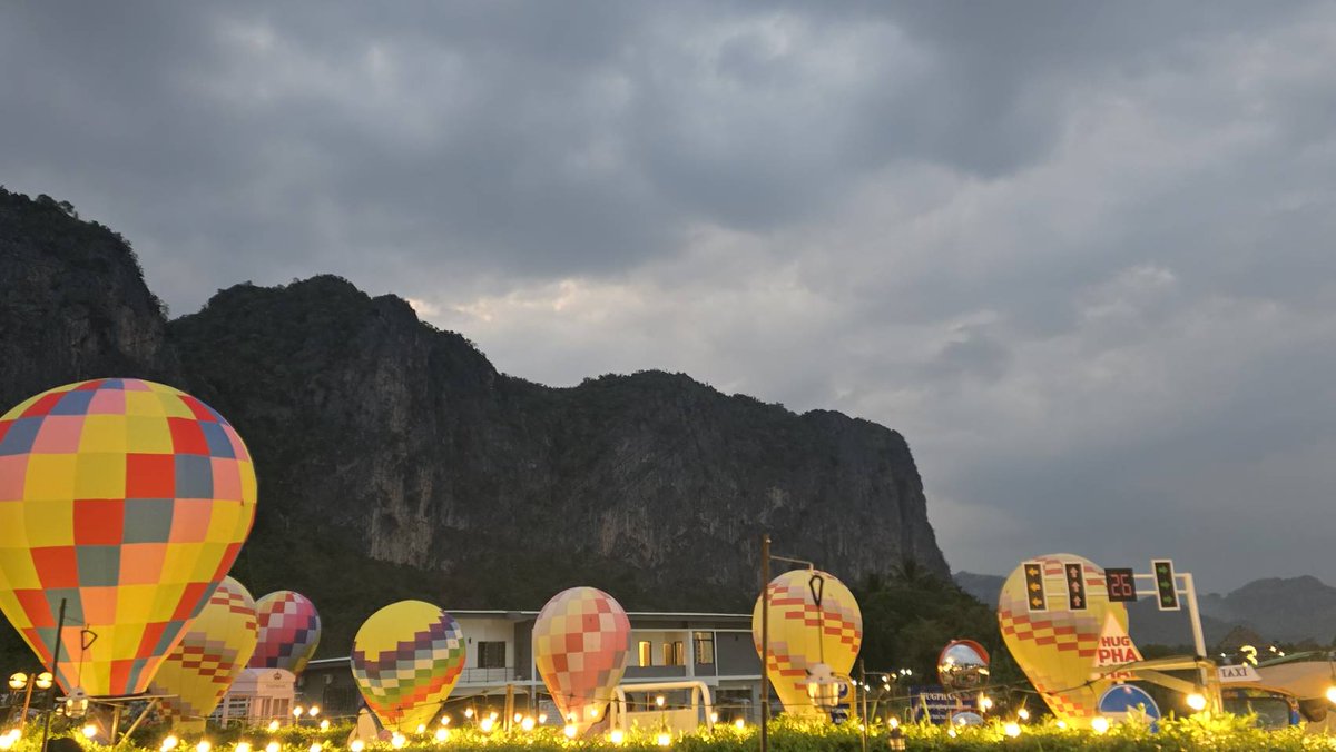 Dew_Muk's tweet photo. กอดภูเขาเอาความเหนื่อยล้ามาทิ้งไว้ที่นี่ https://t.co/b1nEJGfUeG