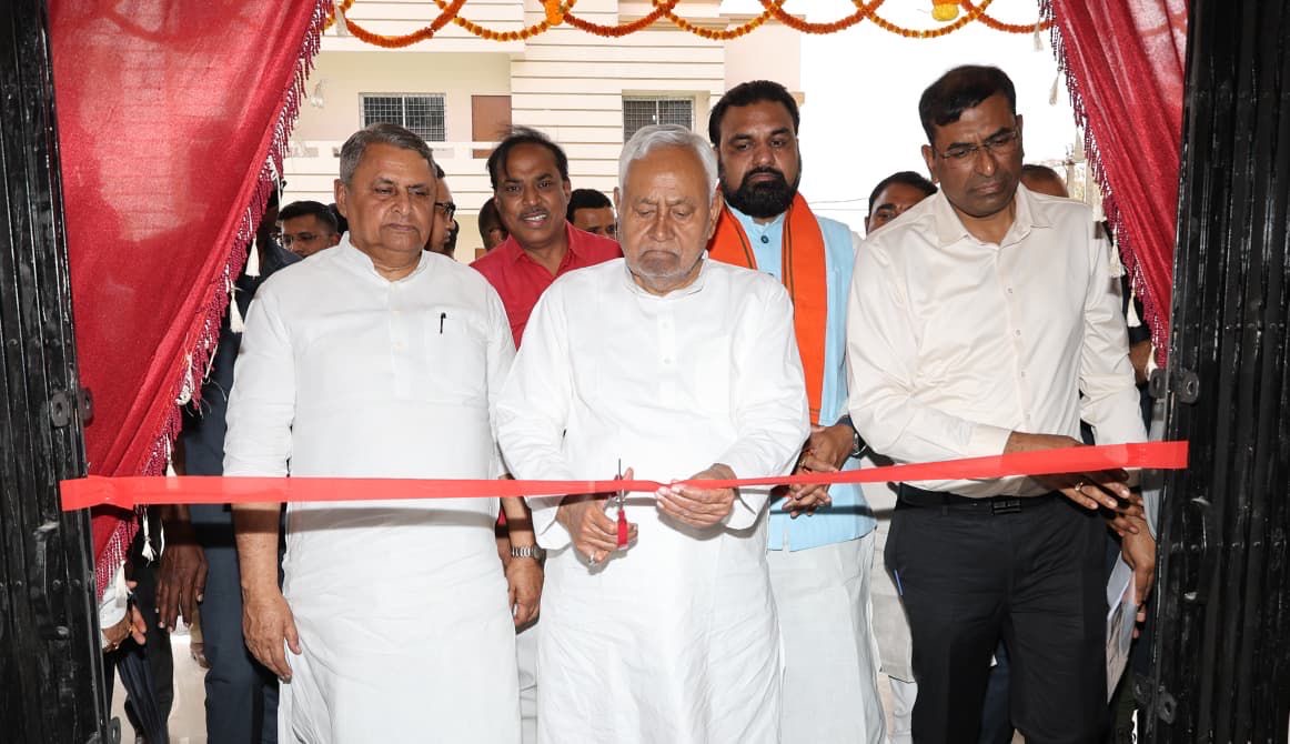 Nitish Kumar tweet media