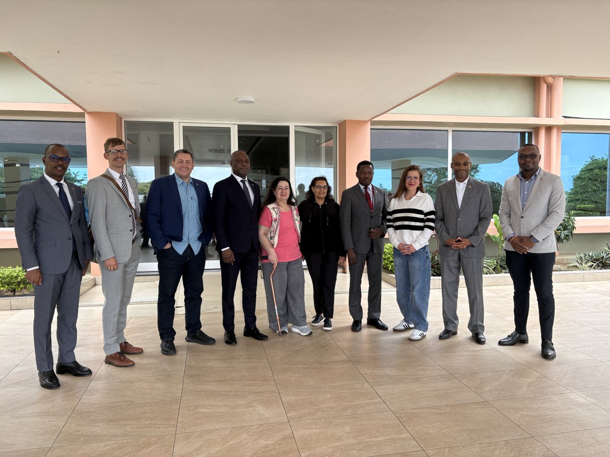 ParlDiplomacy's tweet photo. #CCOM’s @Jamie_Schmale, @SenatorSalma, Senator Mohamed, and @MHGaudreauBQ are in Maputo, Mozambique, to begin a bilateral visit. They were welcomed by High Commissioner Anderson Blanc @CanHCMozambique and Mozambique government officials 🇨🇦🇲🇿 https://t.co/k6bphkSz0m