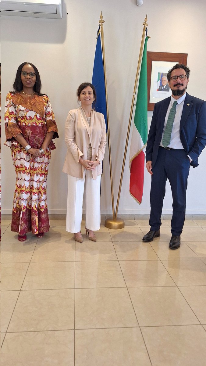 UNHCR CAR tweet media