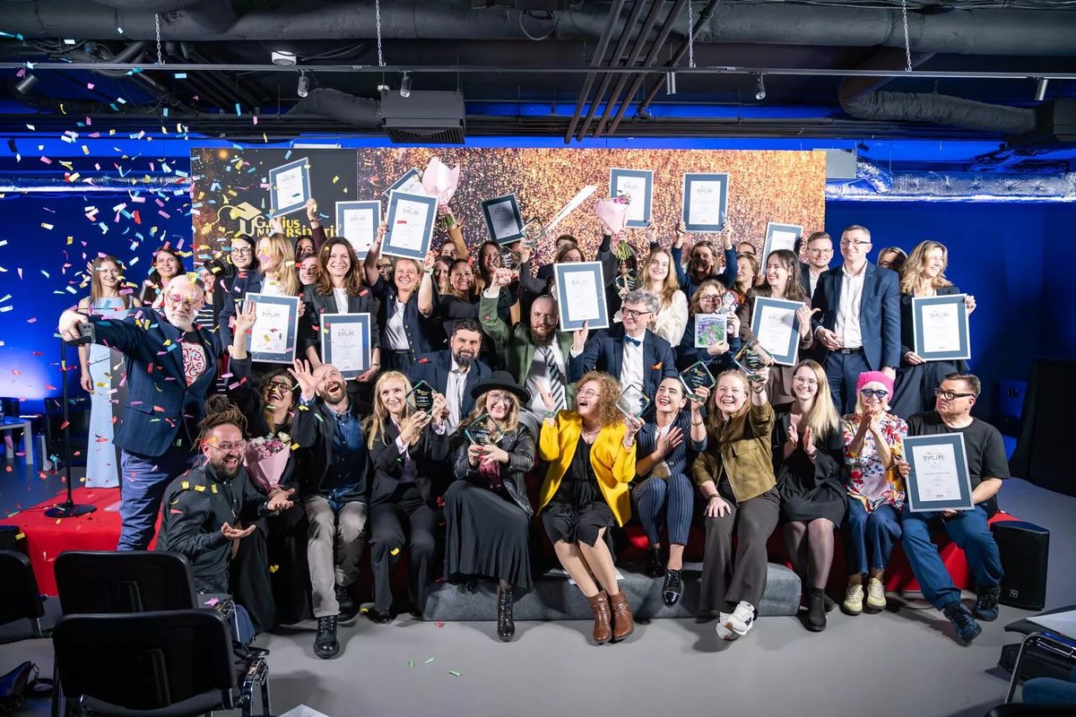 SWPS University tweet media