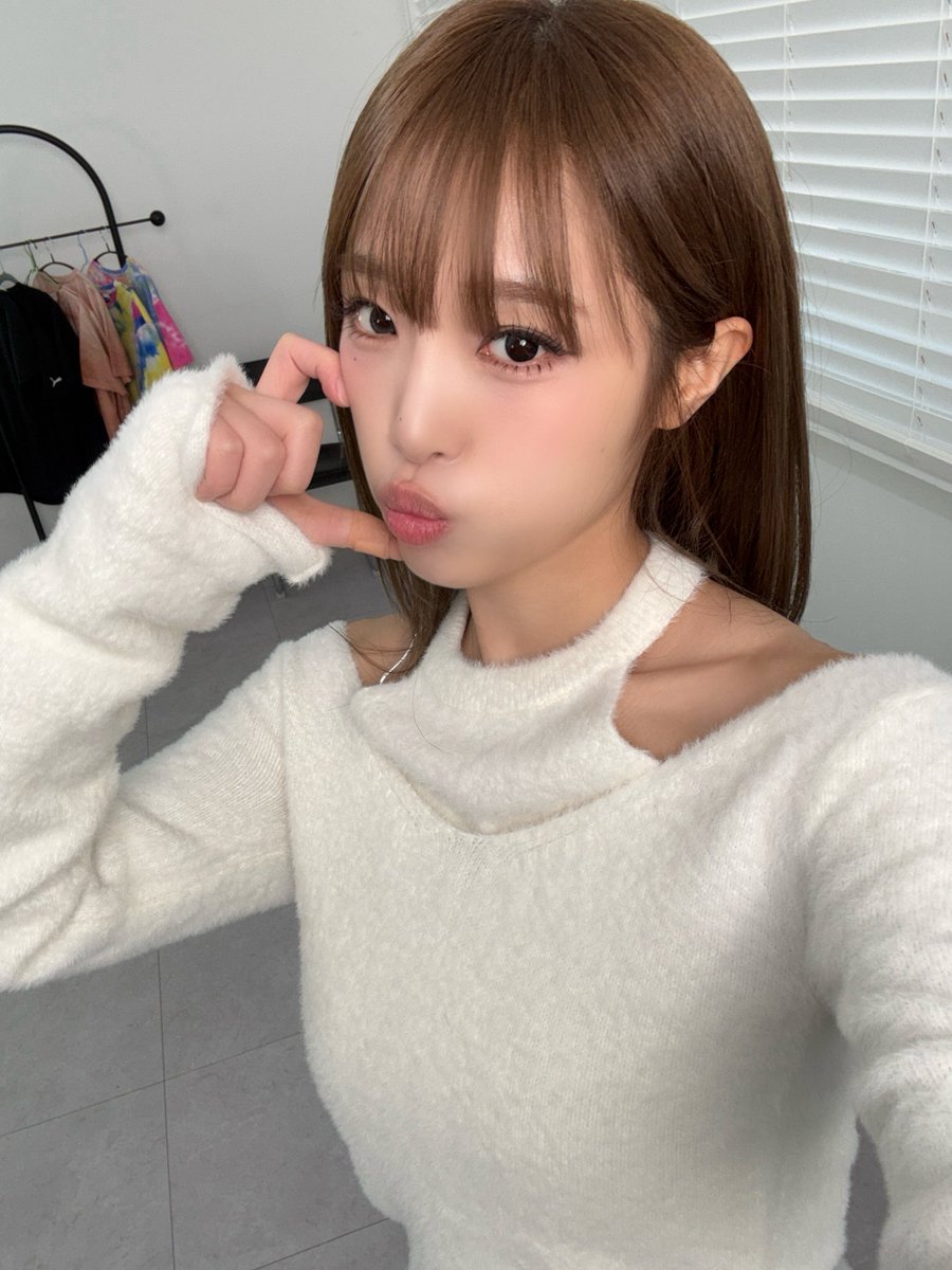 최예나 tweet media