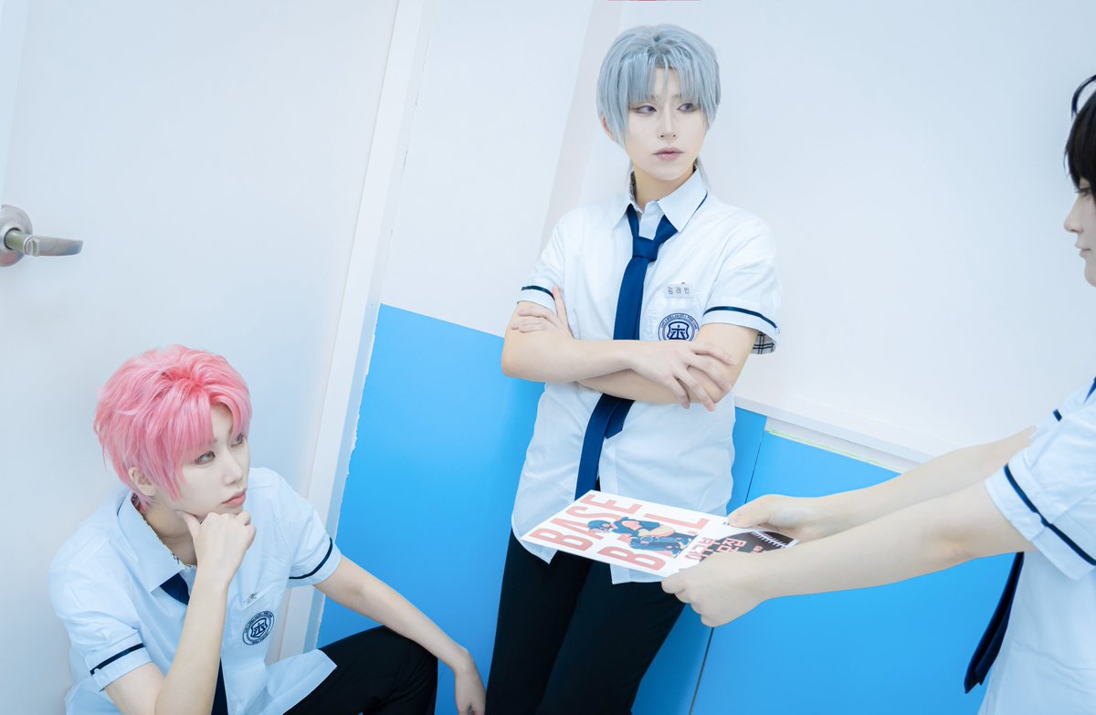 TeSTAR_project's tweet photo. @jeong_siel @Genie_cos @sohyulcos @norgusipda @YOUONE_505 @bluelight_cos @Peng_Kku @Naro_Byme @Hjune_00 꿈으로 잠들어 파랗게
숨어도 감출 수 없는 건 아마도 마법일 거야
숨이 벅차고 떨리는 꿈.
P. @jeong_siel
ASST. @Genie_cos
#데뷔못하면죽는병걸림 #데못죽
#테스타프로젝트 #TeSTAR_Project https://t.co/NXVIxXqsgm