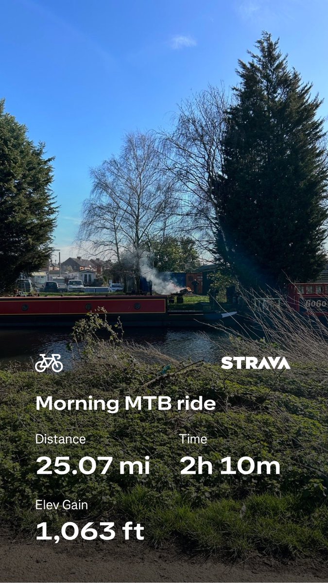 stevewhtmr's tweet image. #MentalHealthMatters #MTB  #cyclinglife A warm, sunny, Breezy sort of ride this morning 🌅 but so good to be outside riding in the sun🌞😎🚴‍♂️💨🌞