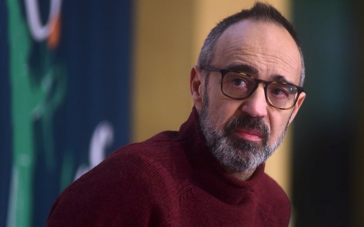 Con la vecchiaia inizio a pensare all'aldilà. Meglio pensare a un aldilà che a un aldiqua. Stiamo vivendo una fase tremenda. Non avrei mai immaginato che saremmo arrivati a questo livello di violenza del potere, un potere infantile, gioco di un bullo.
~ Niccolò Ammaniti