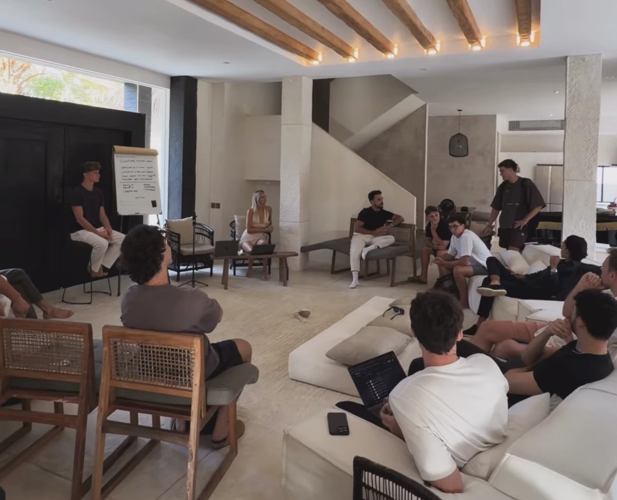 Florian Darroman tweet media